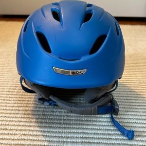 Giro youth size small ski helmet used twice.